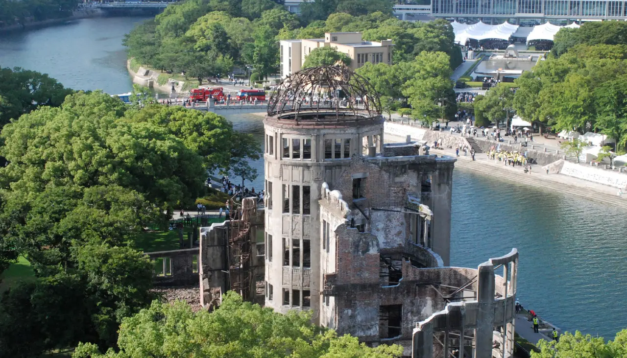 Hiroshima recuerda 80 años de la bomba atómica en medio de tensiones entre EEUU y Rusia