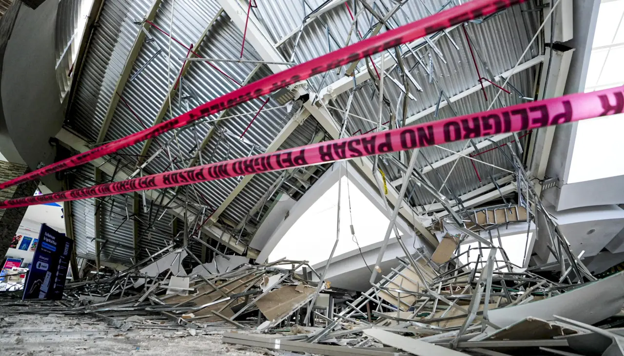 Concluye rescate tras desplome en centro comercial de Perú que dejó 6 muertos y 81 heridos