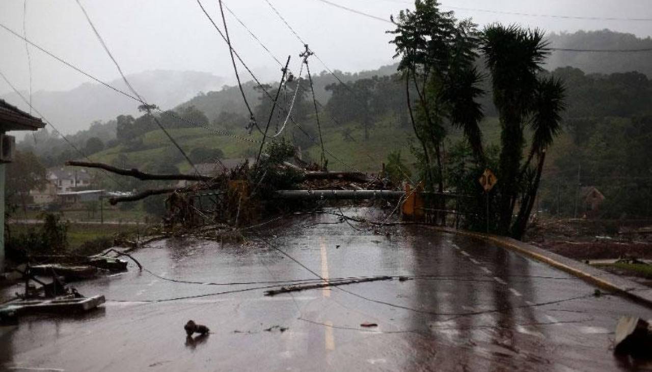 Lluvias dejan al menos ocho muertos en Brasil