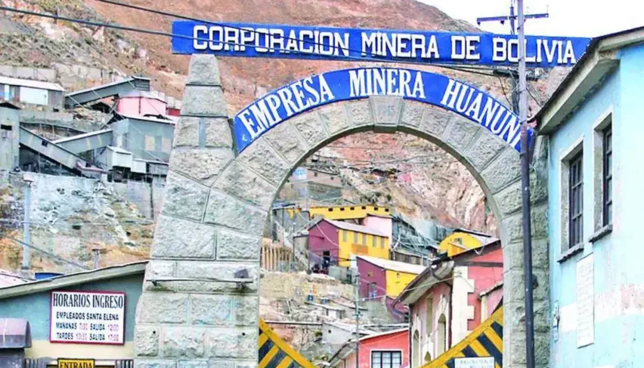 “No me dejes morir”, el dramático momento del rescate de afectados en la tragedia en Oruro