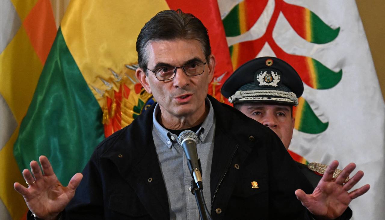 Paz promulga la ley que regula el Estado de excepción en Bolivia
