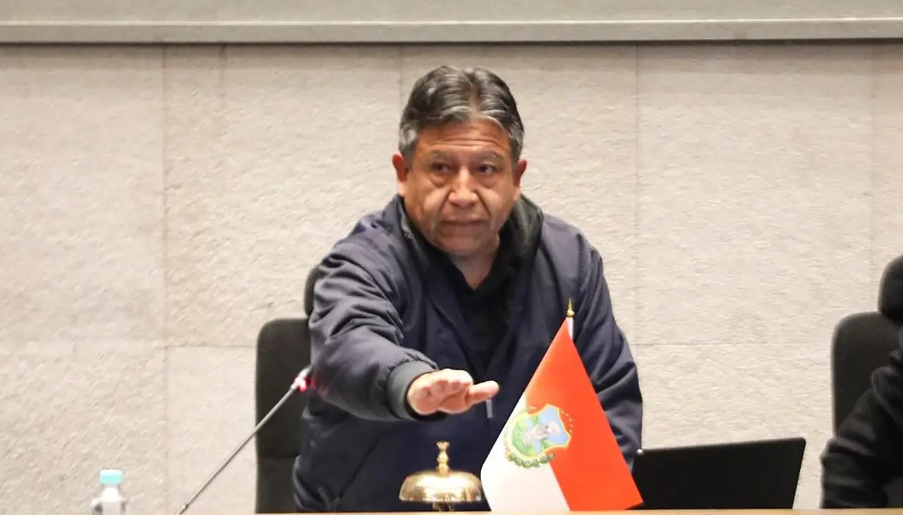 Sin sesión del pleno, Choquehuanca decreta receso del 13 al 27 de julio con ausencia de comisión