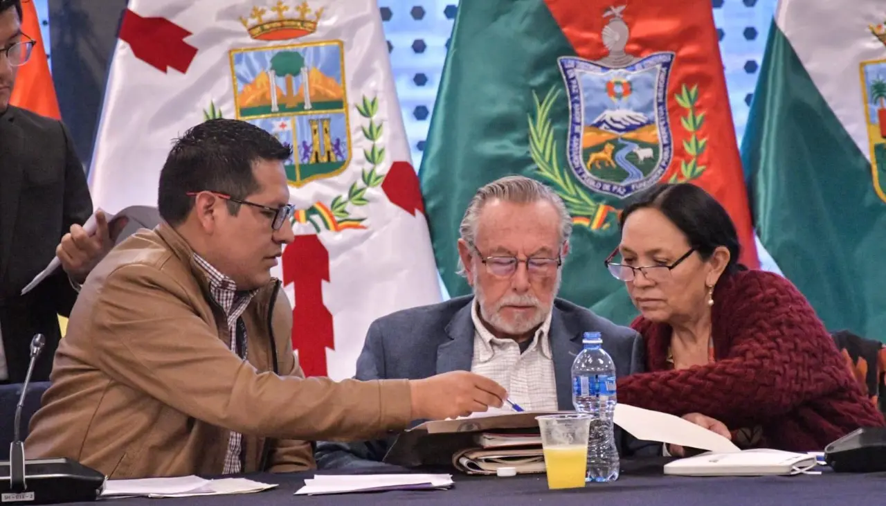 Estas son las listas de los aspirantes a vocales habilitados e inhabilitados a la fase de evaluación de méritos