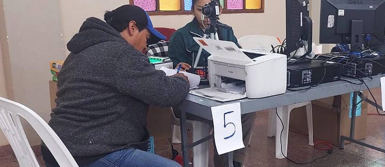 Llegó el último día del empadronamiento; los centros atienden hasta el último de la fila, pero no hay ampliación