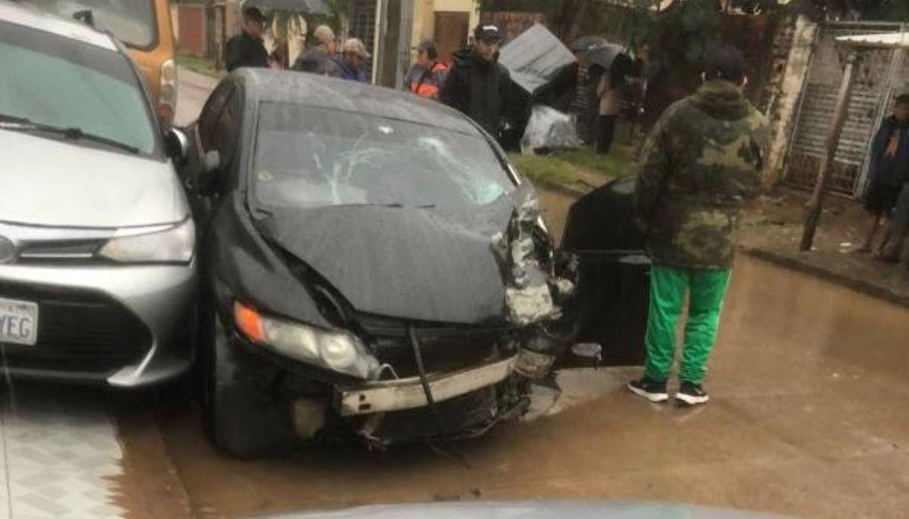 Santa Cruz: Una enfermera pierde la vida en un trágico choque frontal de vehículos 