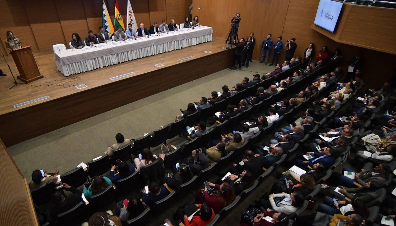 En medio de las protestas, el Gobierno presenta este viernes las conclusiones de las mesas técnicas y los posibles ajustes al DS 5503