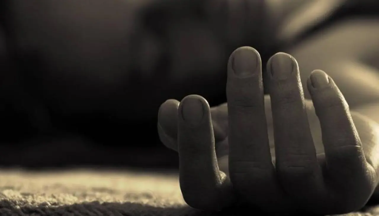 Una mujer de 24 años fue hallada muerta en su habitación y con golpes en el rostro y cuerpo, reporta la Fiscalía 