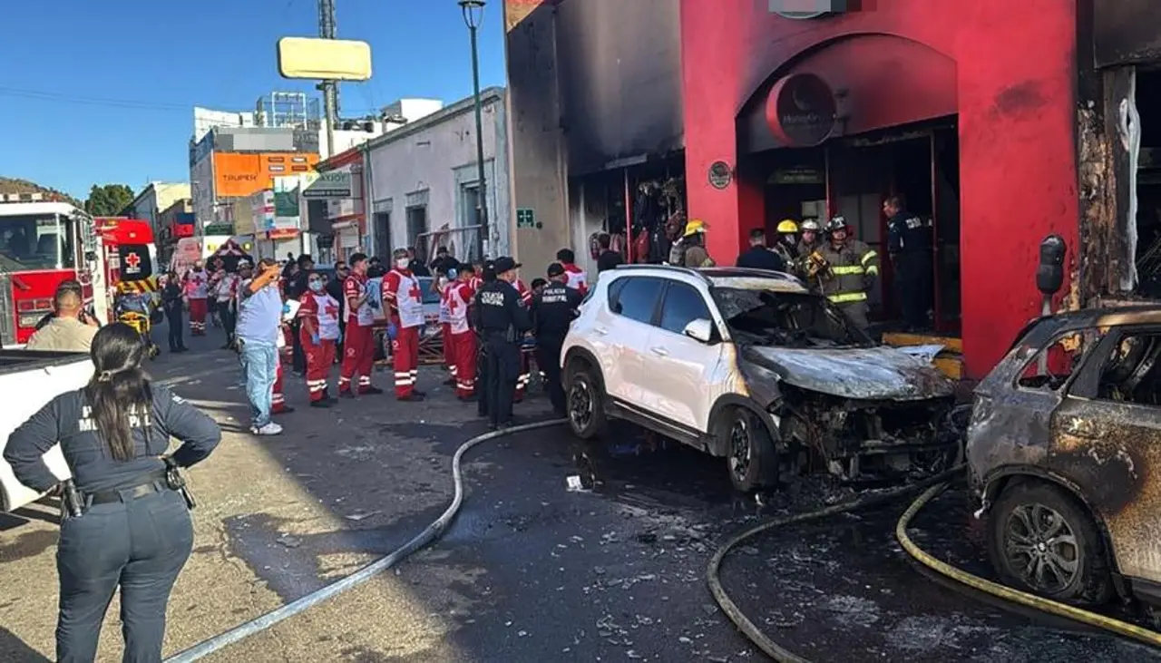 Al menos 23 muertos por explosión en supermercado en el norte de México