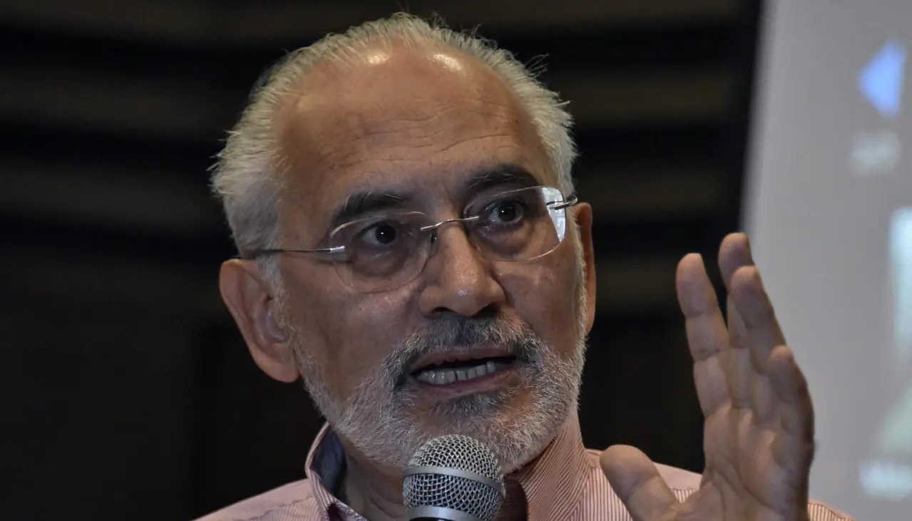 Carlos Mesa: “Camacho y Pumari terminan un camino que nunca debieron ser obligados a recorrer”
