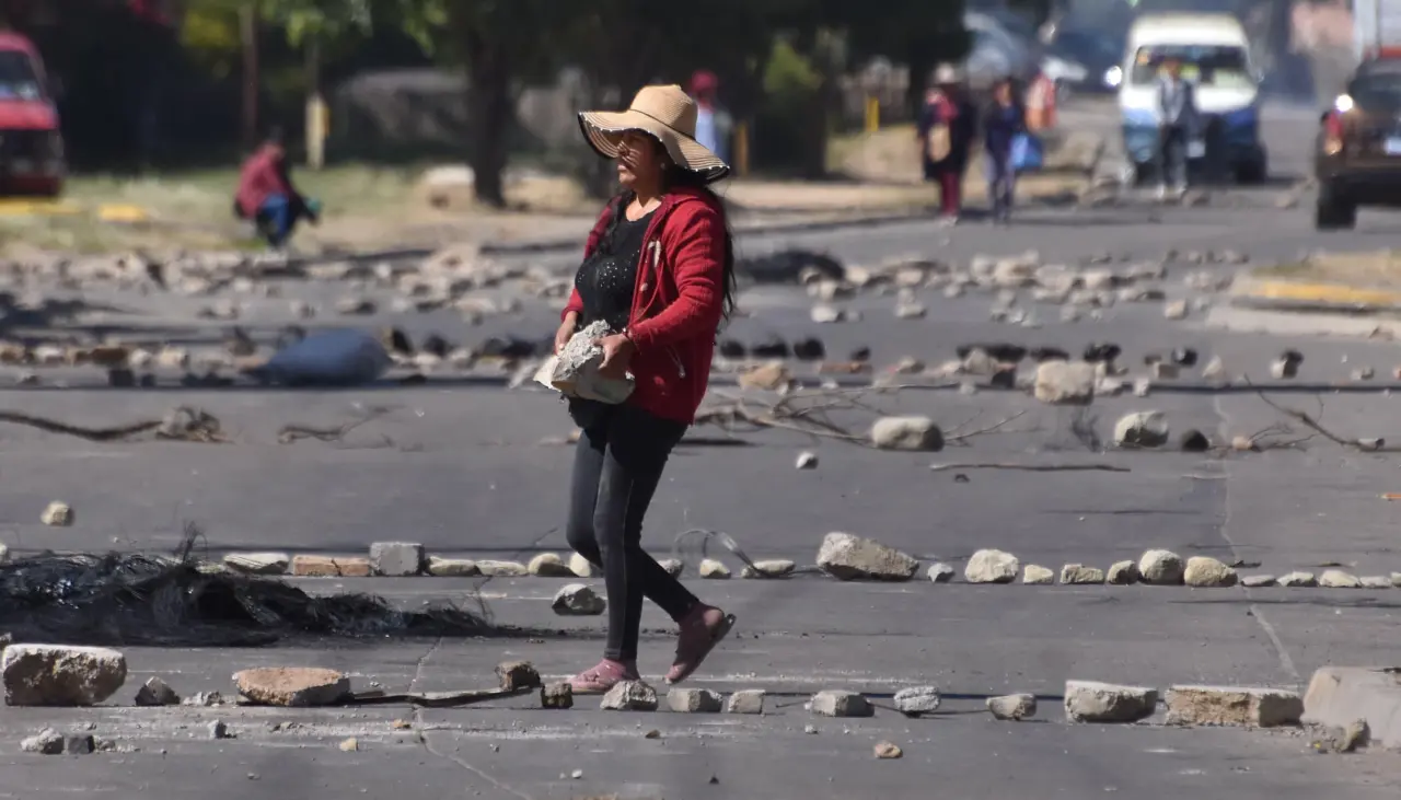 El décimo día de protestas evistas inicia con 21 puntos de bloqueo; la afectación llega a cinco departamentos