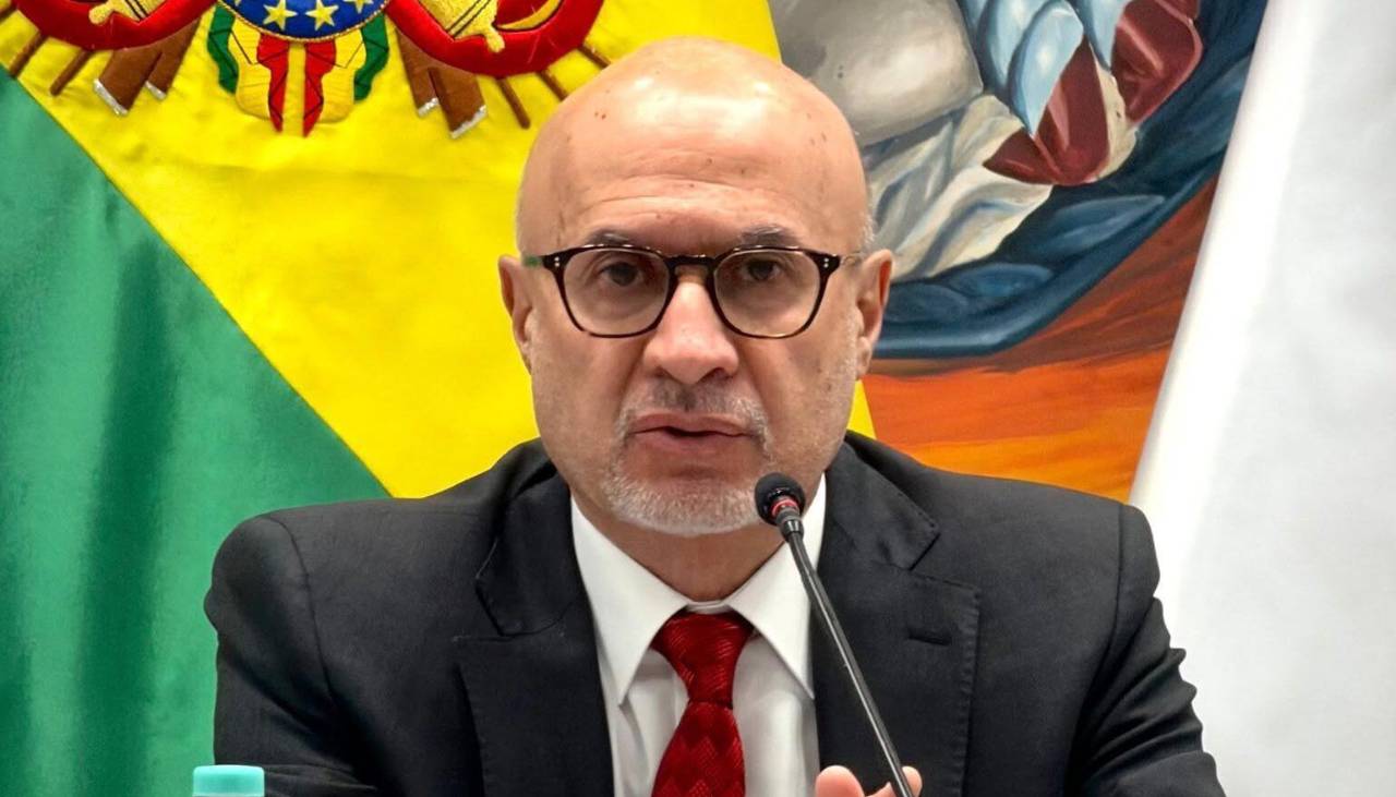 Lupo afirma que no renunció, pero dice que se está en “momentos en que pueden producirse algunos ajustes”