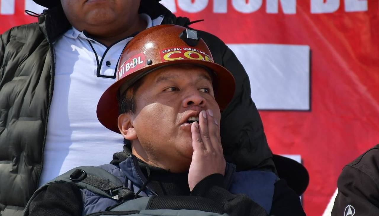 En el cabildo de El Alto, Argollo dice que “nadie financia las movilizaciones”, acusa a Paz de traición y sube la presión al Gobierno