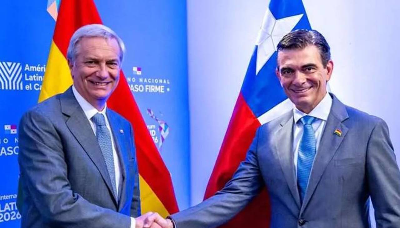 Interconexión, seguridad y oleoducto: Los acuerdos que Bolivia firmará con Chile en la visita de Kast