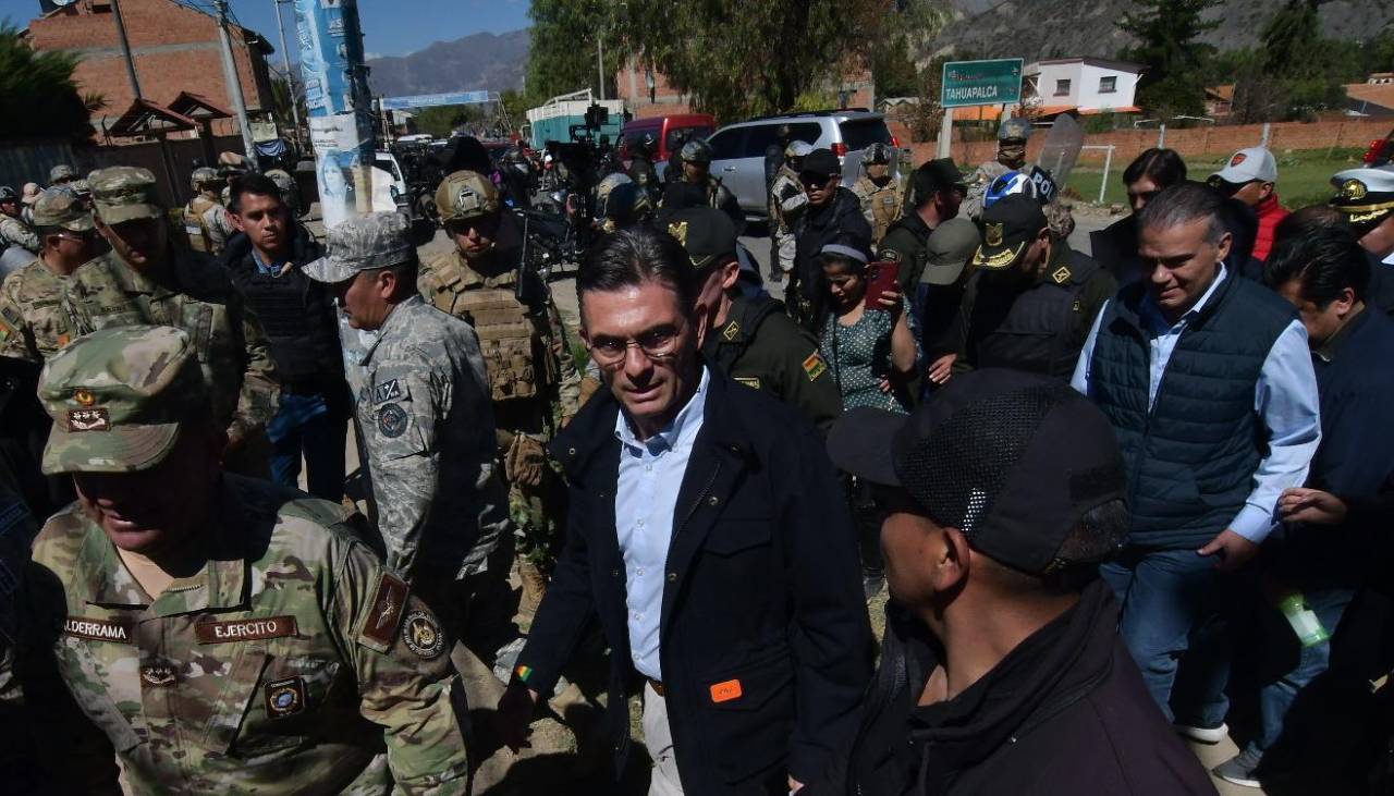 La ley que regula el Estado de excepción no basta: Paz debe dictar un decreto supremo y enviarlo al Legislativo