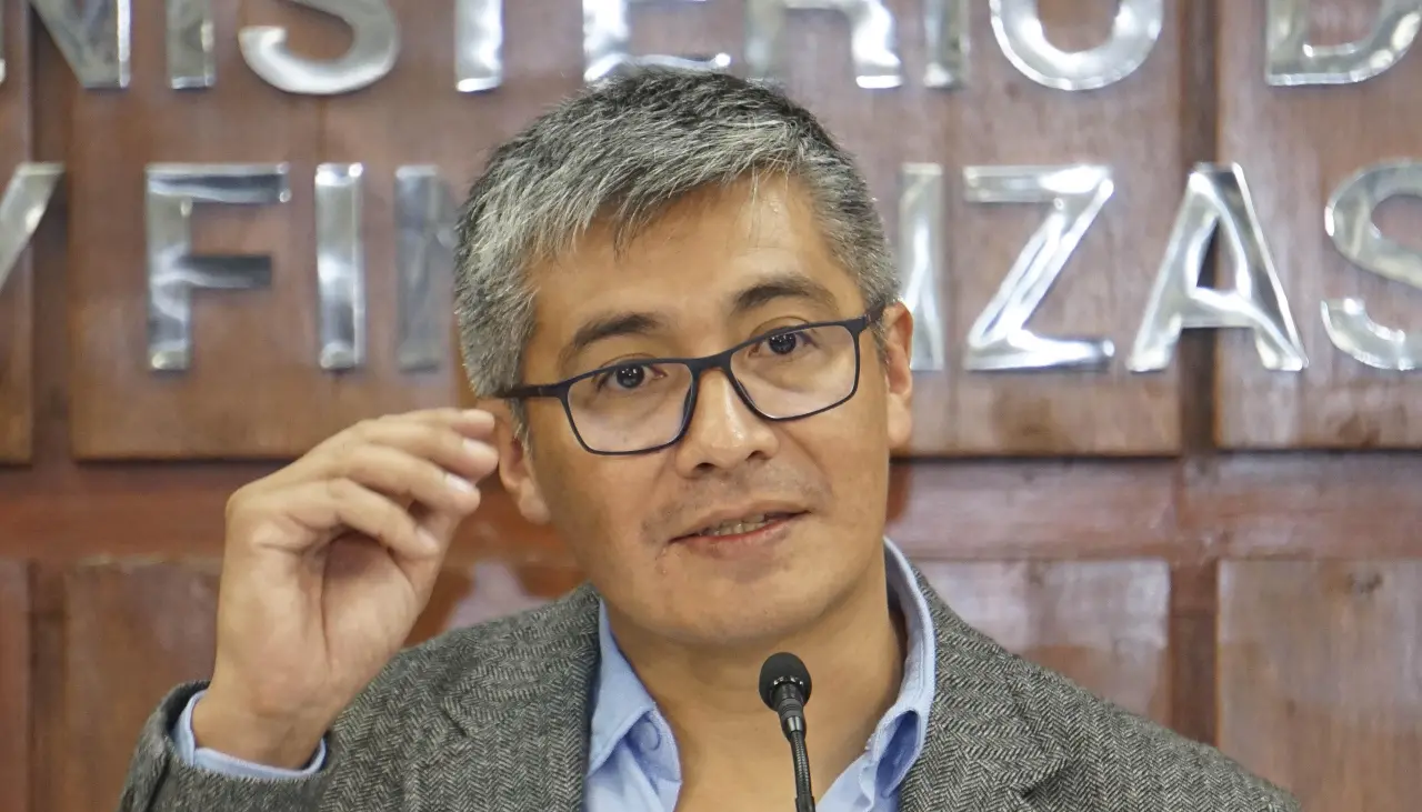 Durante el primer trimestre del 2026 “se tendrá una tendencia muy clara hacia la unificación cambiaria”, dice Espinoza