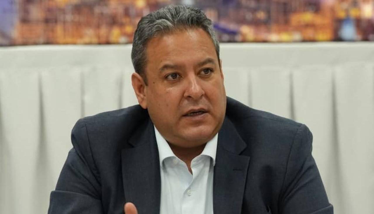 Presidente de YPFB pide a los ejecutivos poner sus cargos a disposición y anuncia evaluación de todo el personal