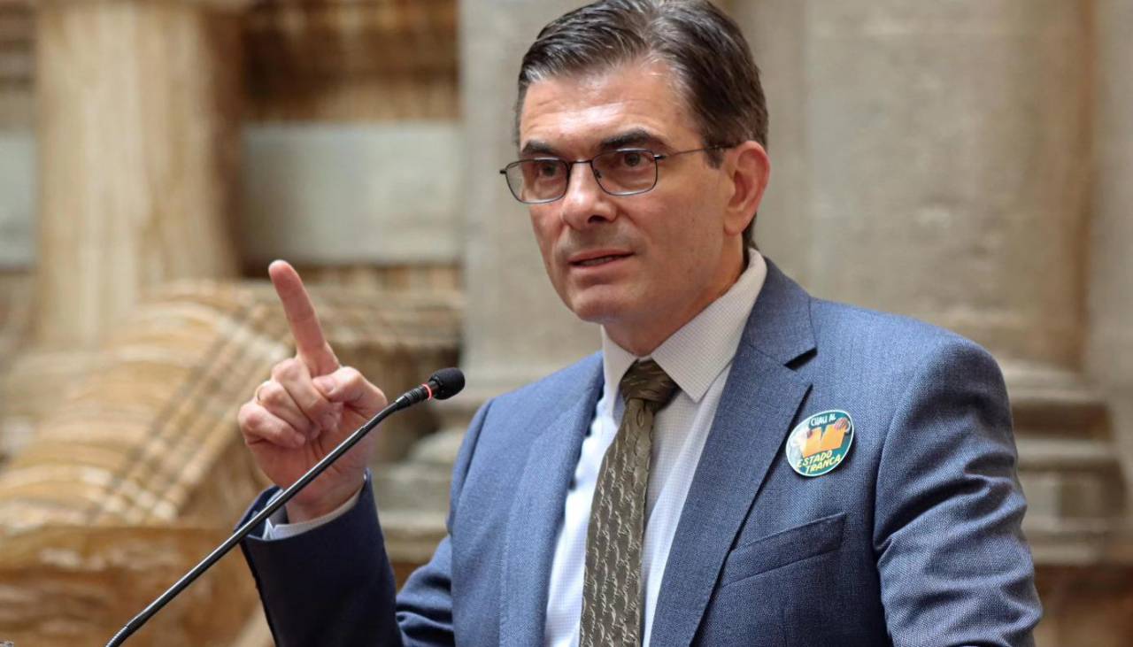 Paz anuncia que el BID aprobó un paquete de $us 800 millones para protección social y carreteras