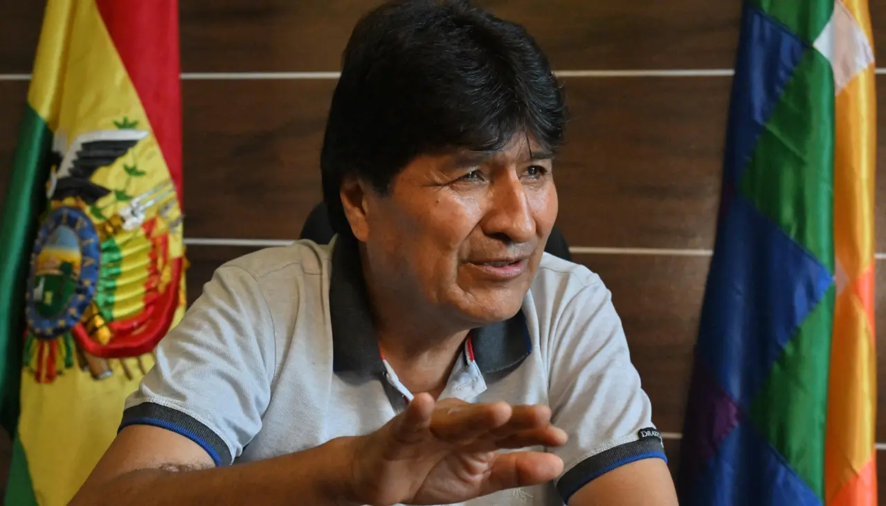 Evo denuncia desplazamiento de militares “sin justificación” y dice que es una “grave amenaza al orden constitucional”