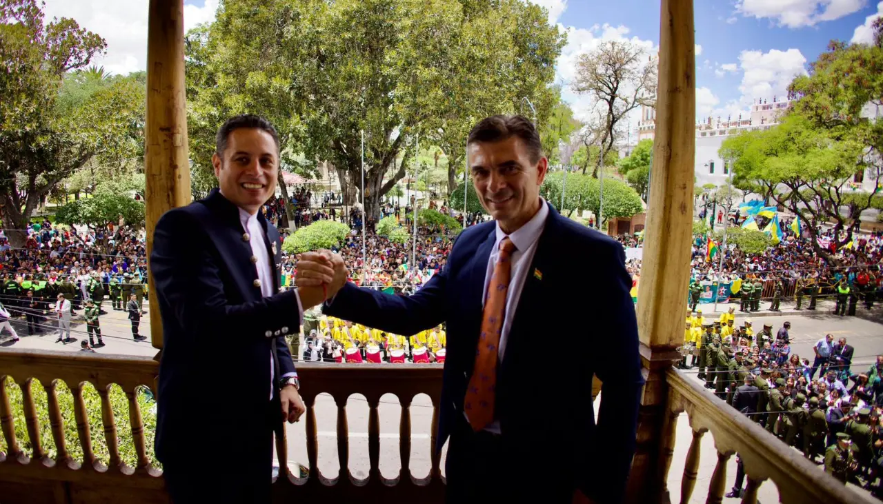 “Se vienen tiempos mejores”: Paz y Lara agradecen a Bolivia tras entrega de credenciales