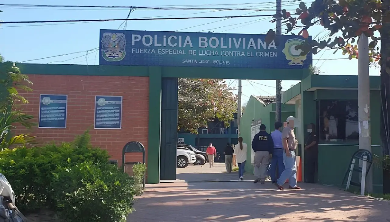 Padre del teniente Torrez, que fue asesinado en un operativo fallido de la Felcn, presenta denuncia contra Del Castillo