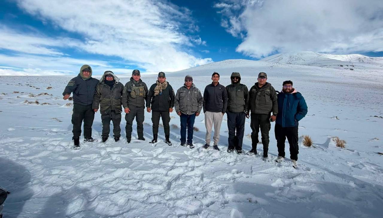 Potosí: Los turistas extranjeros soportaron la nevada 30 horas; el paso a Chile sigue cerrado