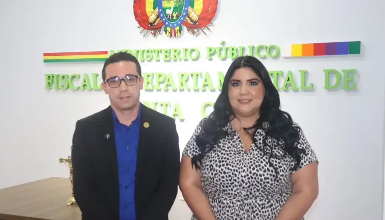 Jessica Echeverría renuncia de forma irrevocable a la Fiscalía en Santa Cruz