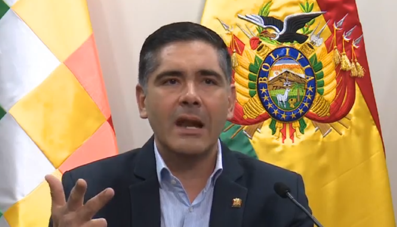 Justiniano anuncia que el Gobierno alista un plan “para conseguir el mejor precio del pan”