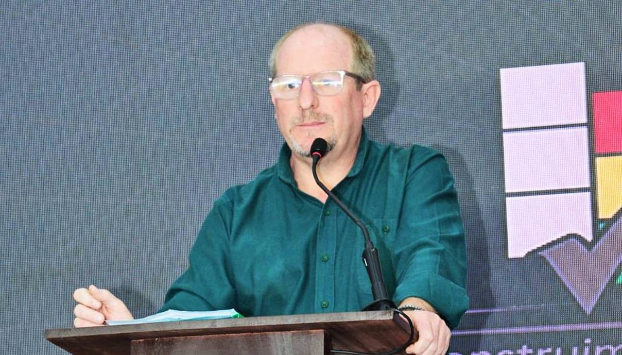 Tarija: Candidata no se presenta a debatir y deja vía libre para que Adrián Oliva exponga sus propuestas