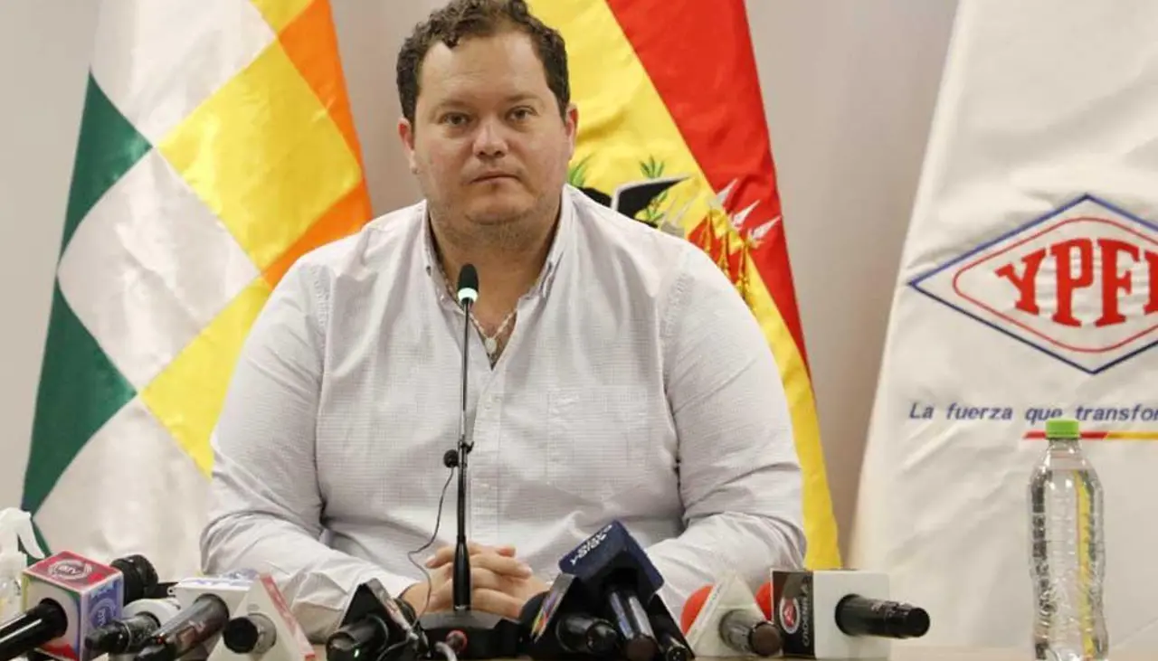 Declaran en rebeldía al expresidente de YPFB Armin Dorgathen y ordenan su aprehensión