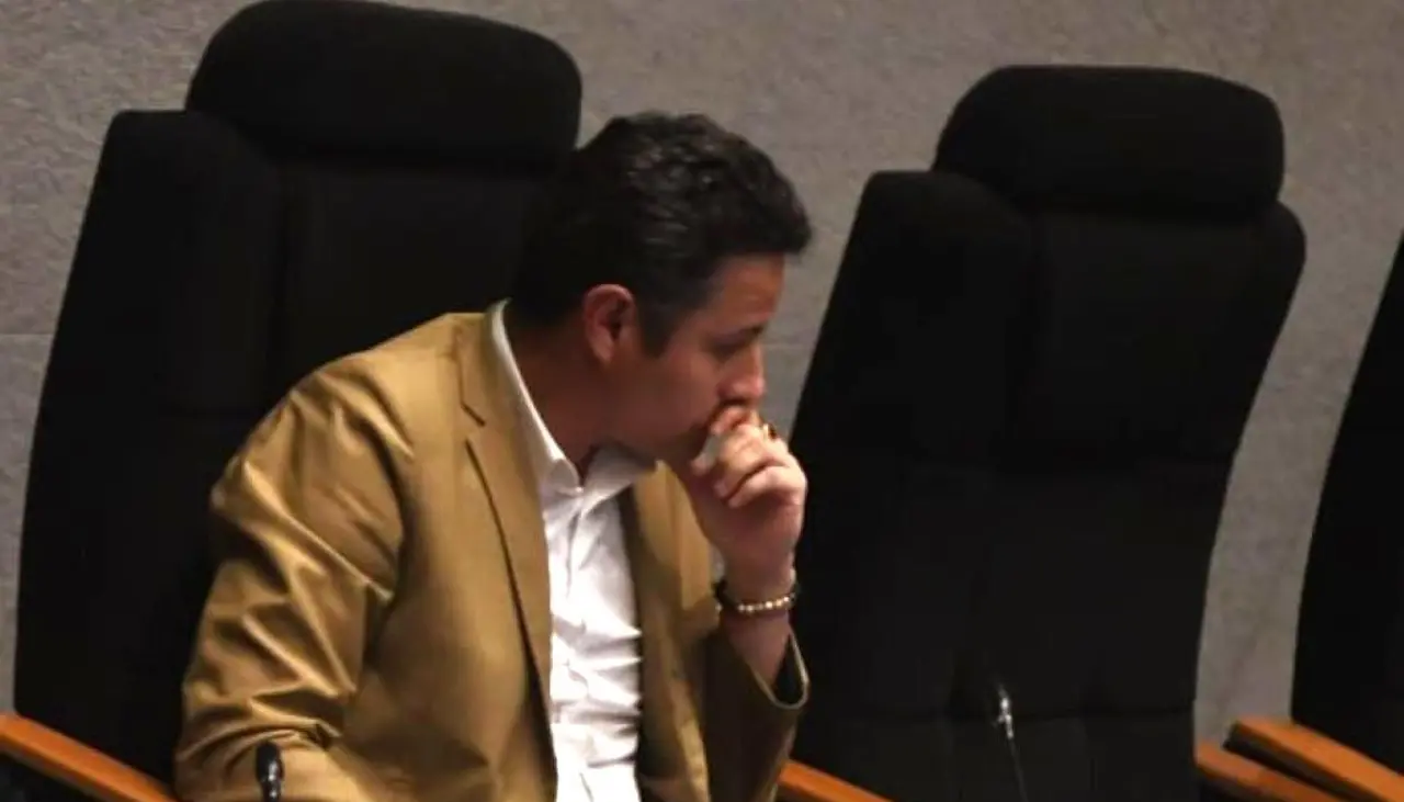 Presidente del Senado sobre la salud de Lara: “Es una descompensación por las subidas y bajadas”