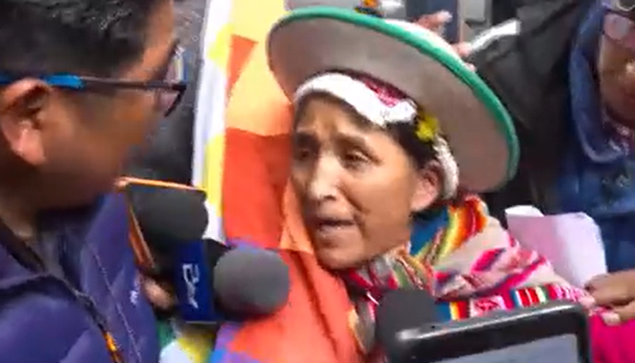 Aprehenden a Lidia Patty a su llegada a la Fiscalía; fue citada para declarar por el caso del Fondo Indígena 