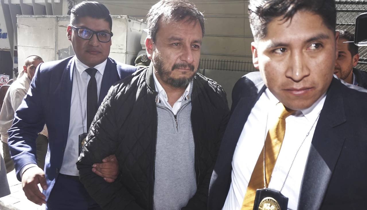 Postergan para este viernes la audiencia cautelar del exministro Medinaceli por el caso ‘gasolina basura’ 