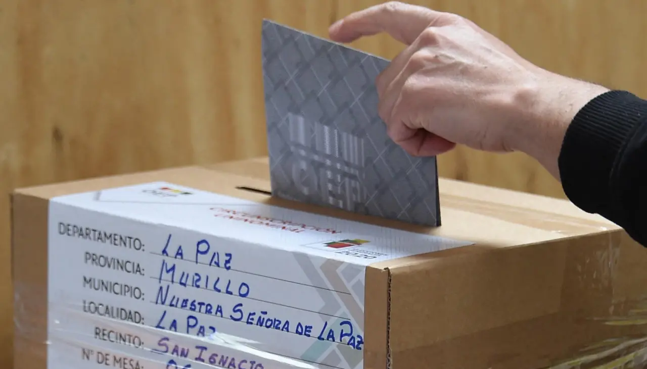 Vocal del TSE pide a la ALP priorizar ley para convocar elecciones subnacionales antes de fin de mes