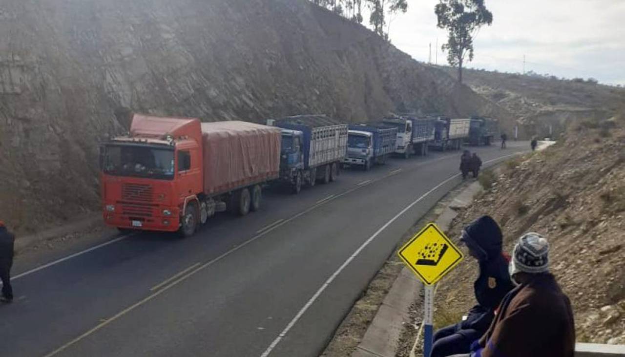Campesinos de Chuquisaca retomarán bloqueo indefinido: piden acercamiento Paz- Lara