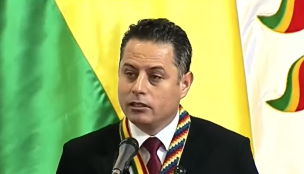 Lara en su discurso por las fiestas patrias: “No se puede gobernar mintiendo, no se puede prometer y después no cumplir”
