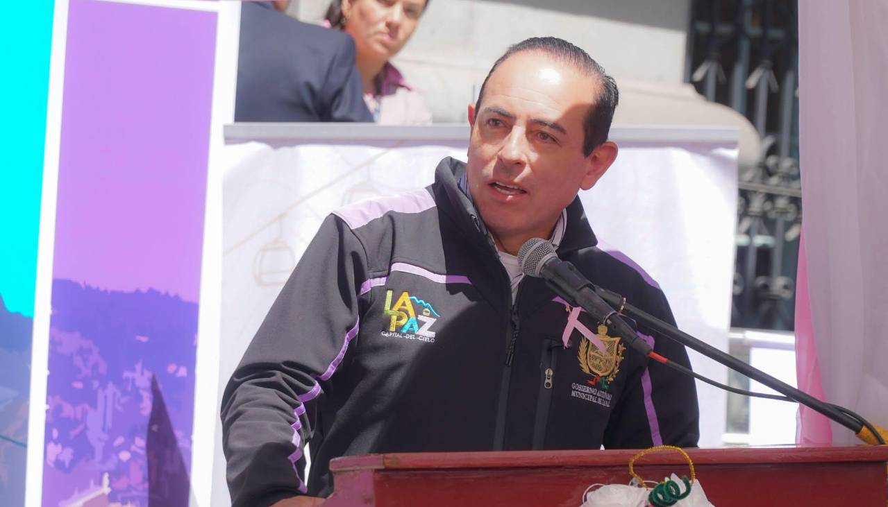 Dockweiler advierte afectación al PumaKatari, maquinaria y recojo de basura tras el fin a la subvención del diésel