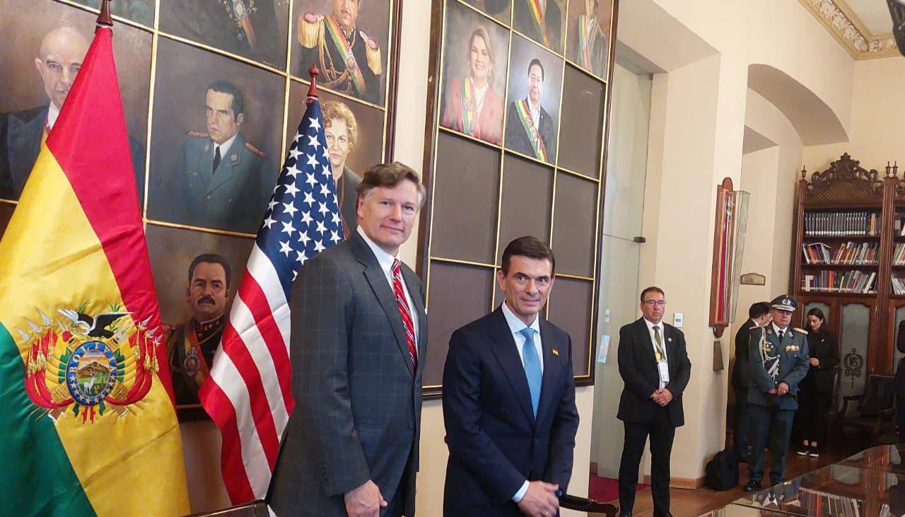 Bolivia y EEUU restablecen relaciones diplomáticas a nivel de Embajadores