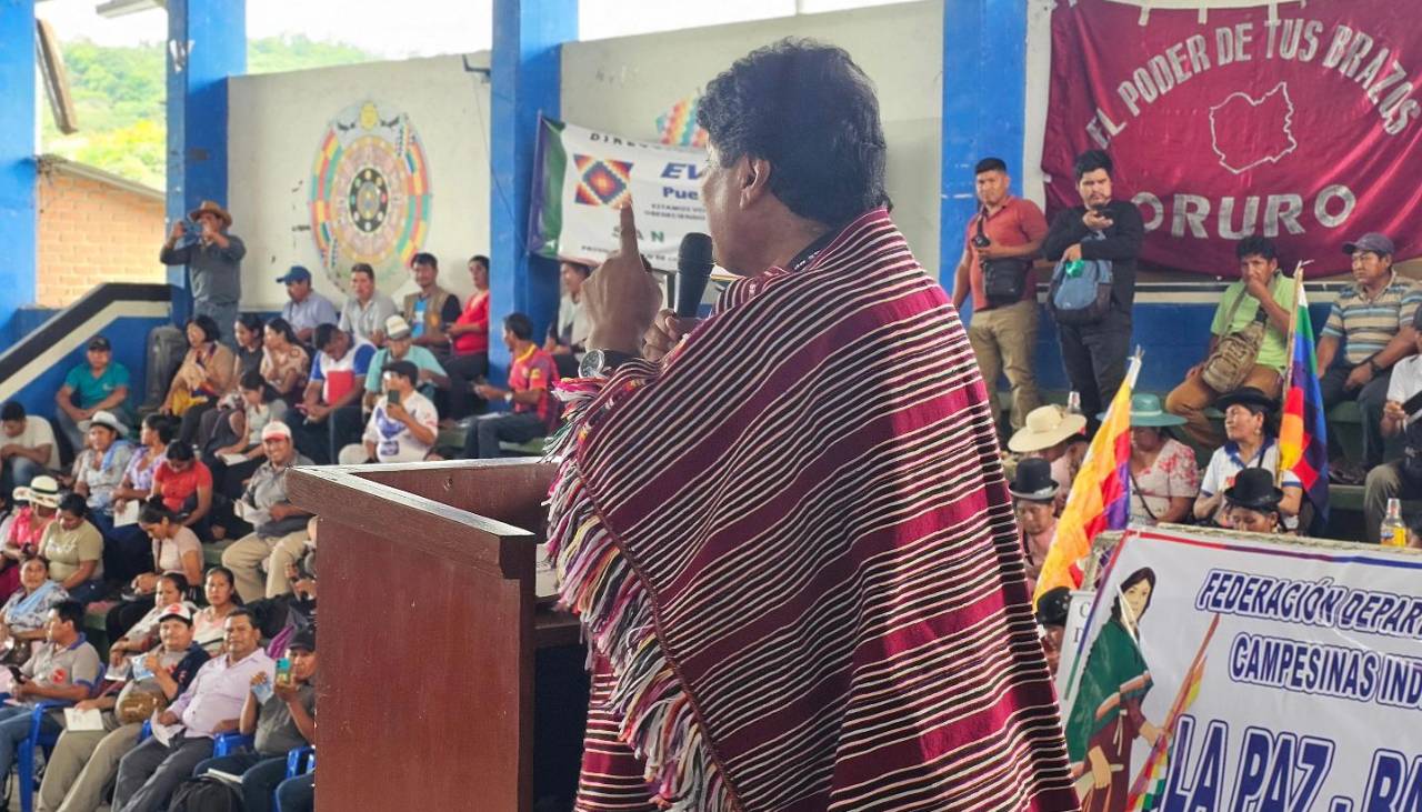 Evo Morales se reúne con sus bases para planificar su participación en las subnacionales