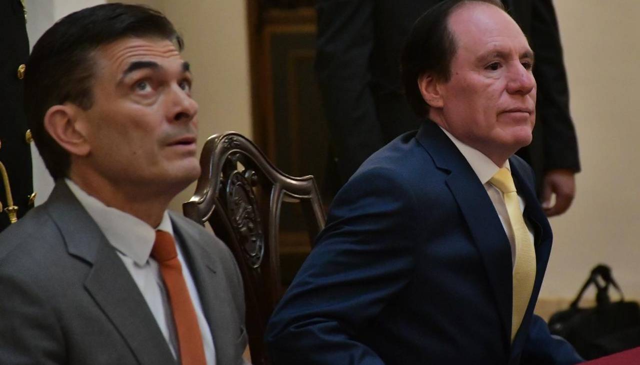 Rodrigo Paz posesiona al nuevo presidente del BCB y a cuatro miembros del directorio