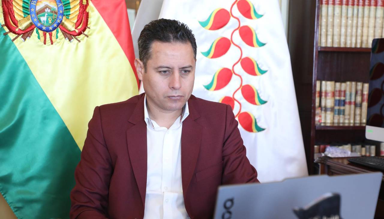 Lara dice que sectores exigen que el Gobierno levante la denuncia contra los dirigentes movilizado