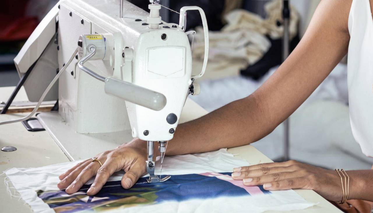 Productor plantea incremento salarial “razonable” y advierte que alza elevada puede afectar sus costos