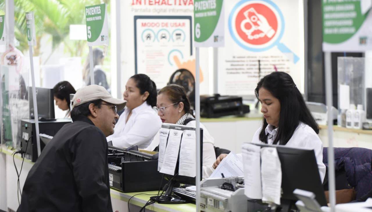 Tras informe, Alcaldía cruceña da de baja “a 411 usuarios” en Recaudaciones, que podían alterar montos de impuestos