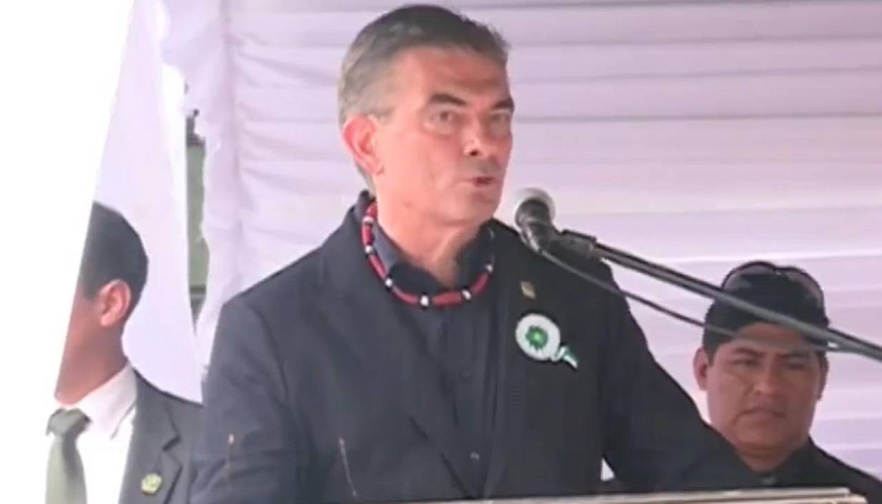 Presidente pide a Alcaldía y Gobernaciones apoyo para luchar contra crimen organizado que está presente “de norte a sur”
