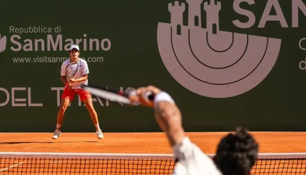 Prado avanza en el San Marino Open por el retiro de Dellien tras una lesión