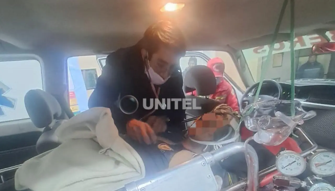 Adolescente que cayó en un barranco de 200 metros en La Paz tiene múltiples fracturas, varias en la cabeza