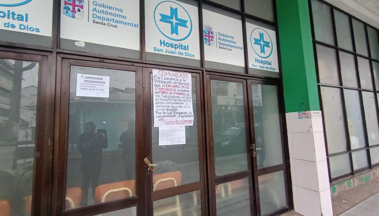 No hay atención en el hospital San Juan de Dios por un paro de 24 horas que cumplen trabajadores