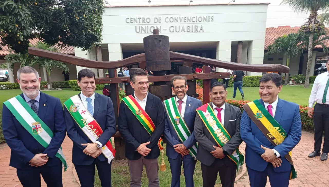 Paz llega a Santa Cruz para el aniversario de la provincia Obispo Santistevan y la reunión con los cañeros