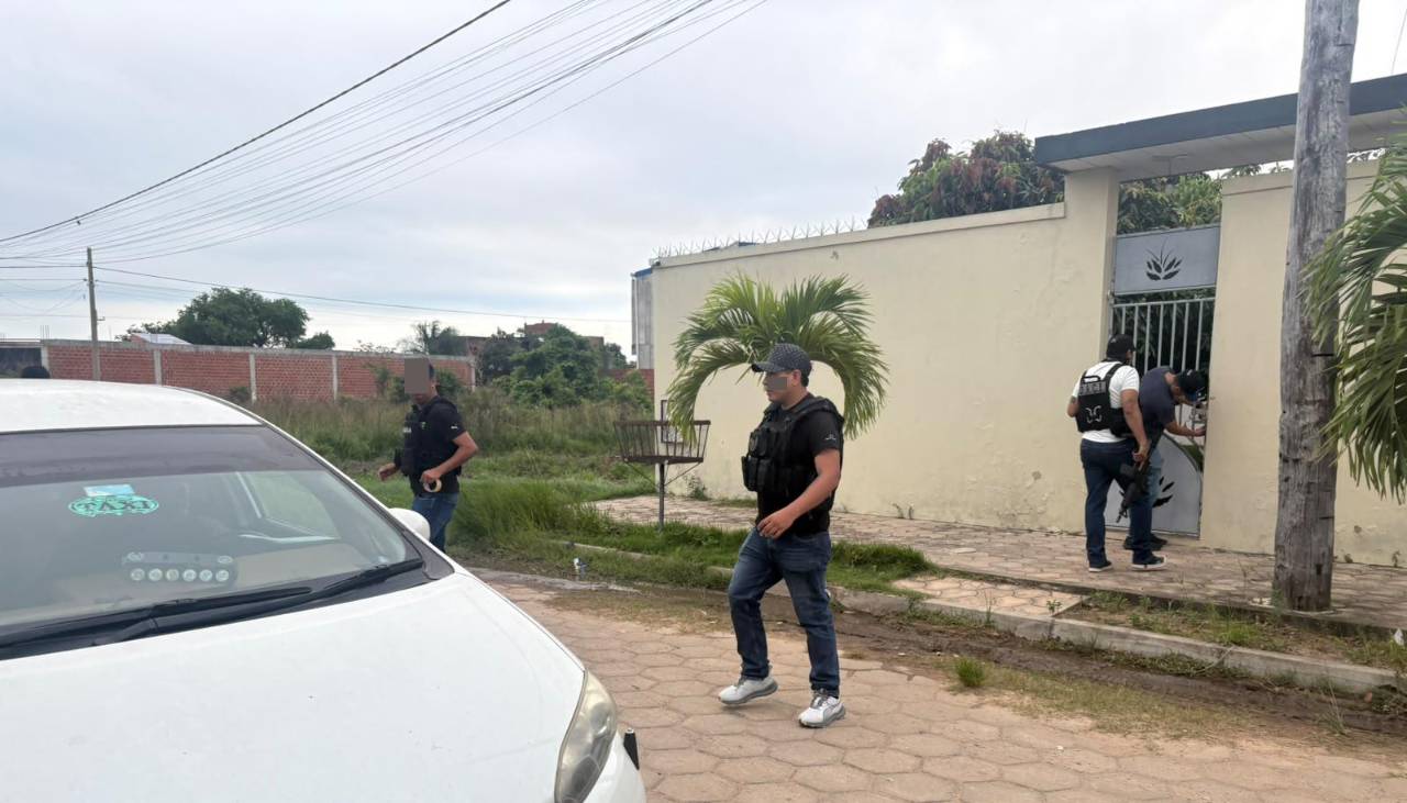 Atraco a Joyería: Policía allana inmueble en la zona norte de Santa Cruz y hay arrestados
