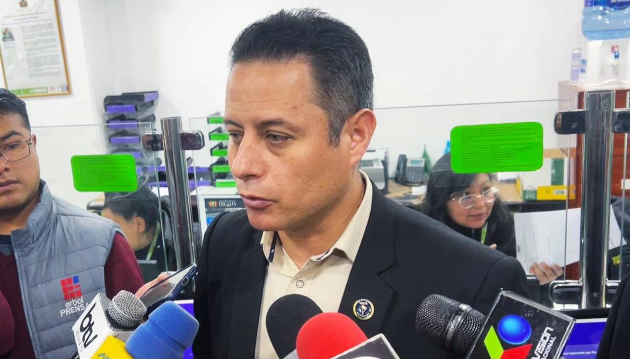 Edmand Lara: “Viru Viru es el patio de los narcotraficantes y la Aduana su depósito”