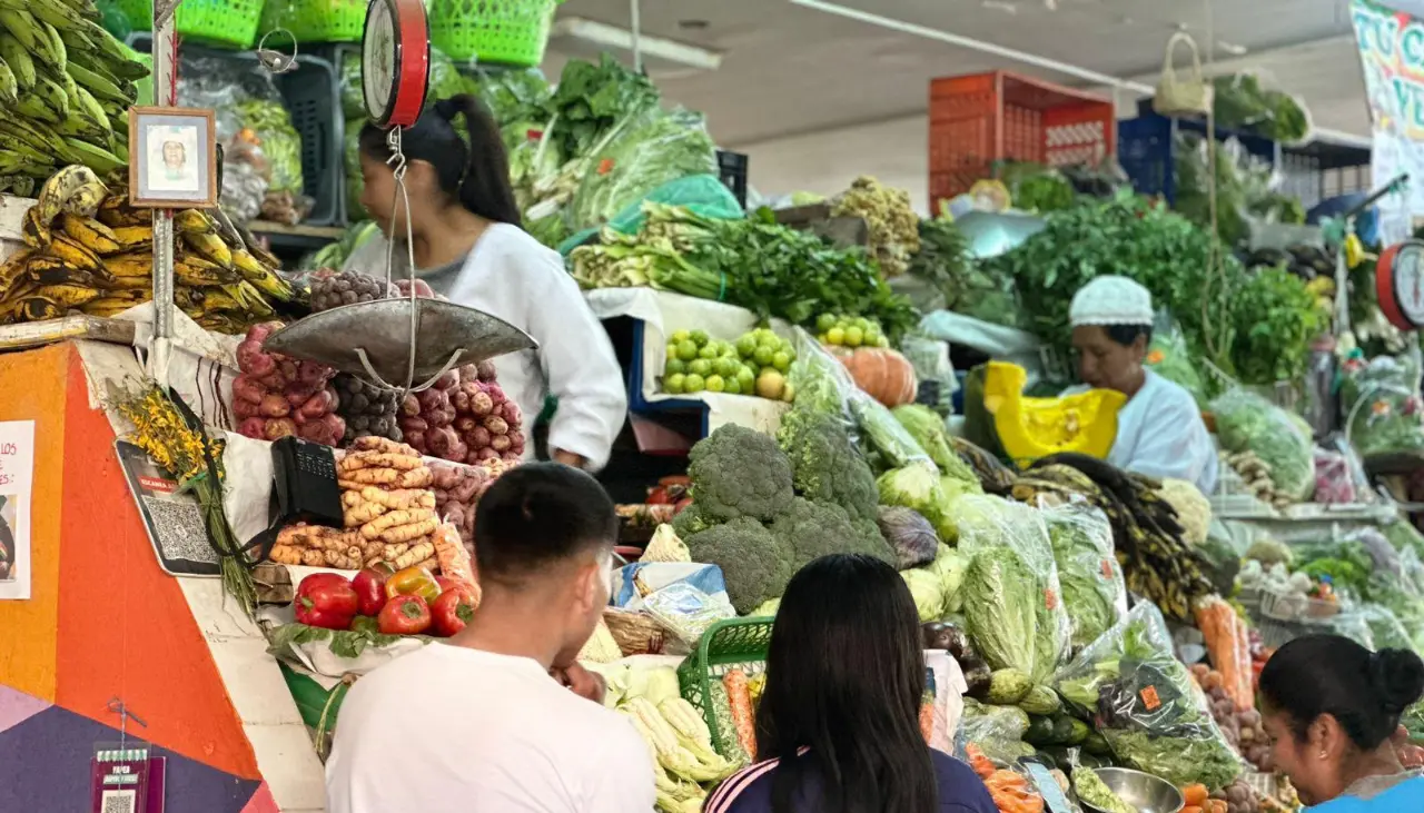 Contracción económica: Los comerciantes señalan que venden menos y que los precios de los productos están altos